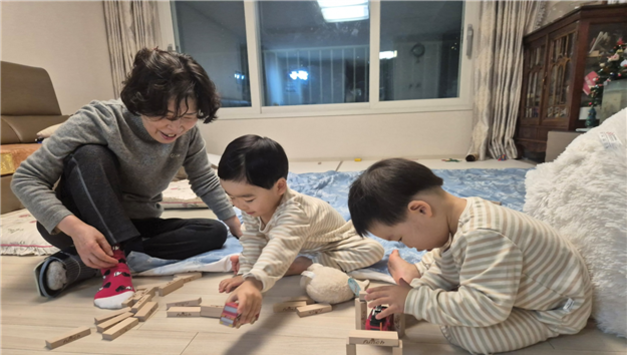 서울 거주 2세아 8명 중 1명 '서울형 아이돌봄비' 신청…조력자 95.8가 조부모