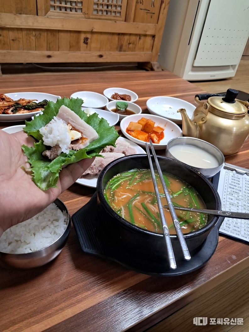 양산왕돼지국밥과 보쌈, 사진: 장영돈 기자