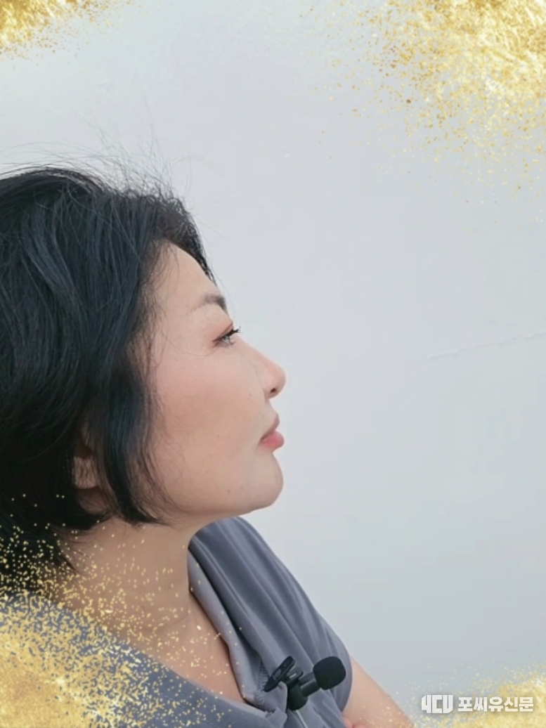 [친구들과 편하게 대화 나누려고 카페를 찾아가도 일반적인 편한 대화마저도 장시간 스터디 문화 때문에 눈치가 보여서 역시 눈치가 보여 불편하다고 인터뷰함, <strong>사진촬영 : </strong>최수경 기자