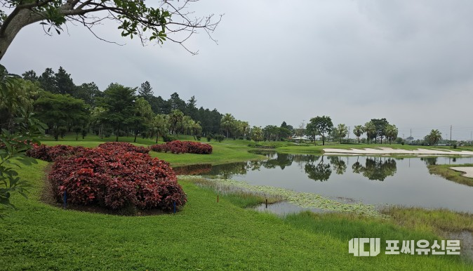 호수와 야자수가 조화된 Heron Lake Golf Course & Resort, 사진출처: 포씨유신문