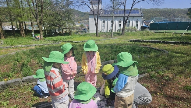 국립산림품종관리센터, 충주 ‘씨앗톡톡’ 유아숲체험원서 산림교육 프로그램 운영